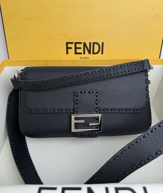 Fendi Baguette Handbag Creative Personality Design 600