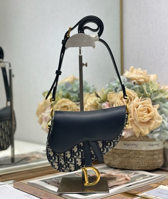Christian Dior CD Soft Saddle Mini Bag 0465