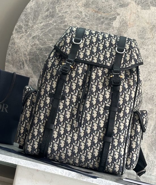 Christian Dior CD Hit The Road Flap Backpack 1ESBA205YKY