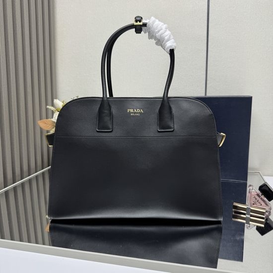 Prada Tote Bag Grained Leather 1BG508