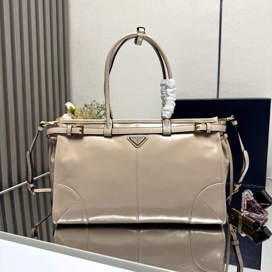 Prada LusSolf Patent Leather Tote Bag 1BA433