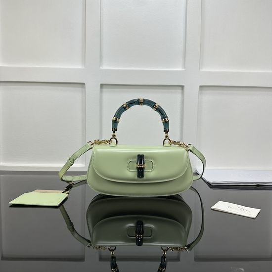 Gucci Sheepskin Lined Shoulder Bag 827750