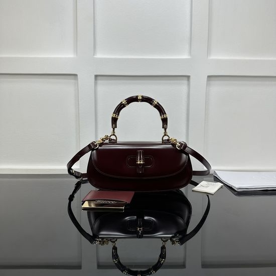 Gucci Sheepskin Lined Shoulder Bag 827750