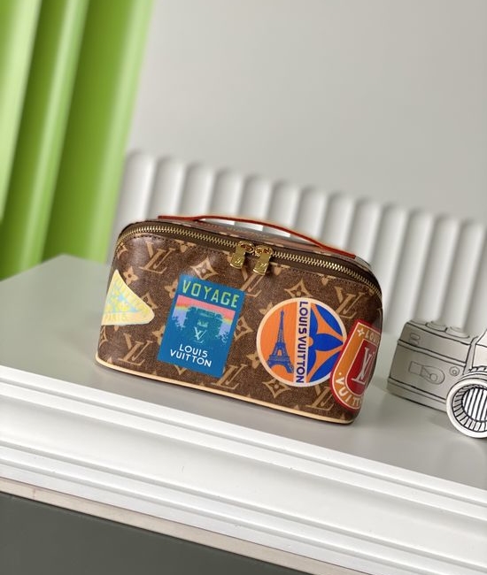 Louis Vuitton LV Toiletry Pouch M14744