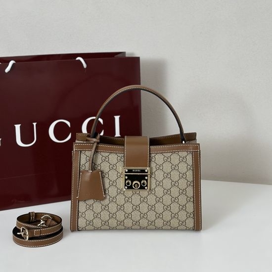 Gucci Medium Shoulder Bag 838992