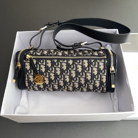Christian Dior CD Christian Dior CDstar Oblique Shoulder Bag M3215