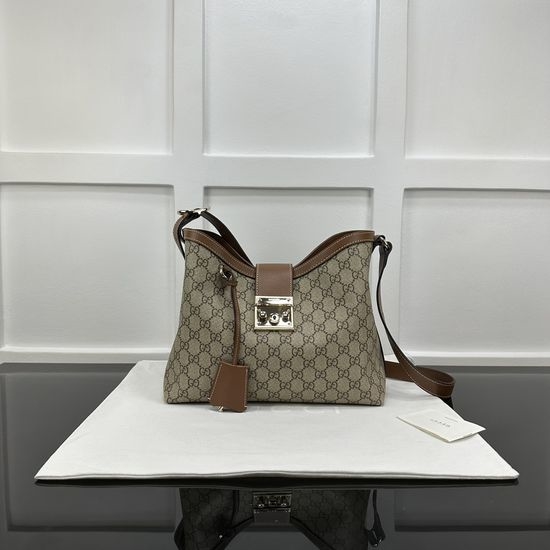 Gucci Large Shoulder Tote Bag 839021