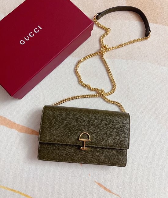 Gucci Chain Wallet 837373
