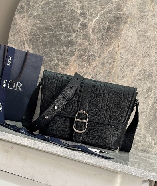 Christian Dior CD Christian Dior CD Daily Flap Messenger Bag 1ESPO376LLG_93925