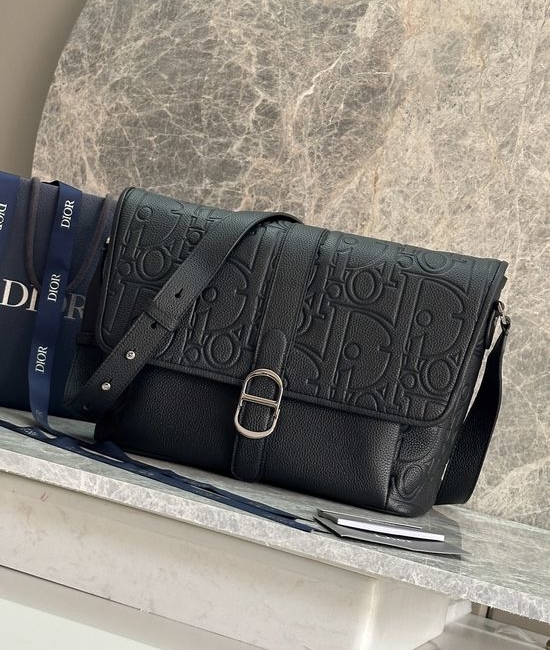 Christian Dior CD Christian Dior CD Daily Messenger Bag with Gravity Print 93923
