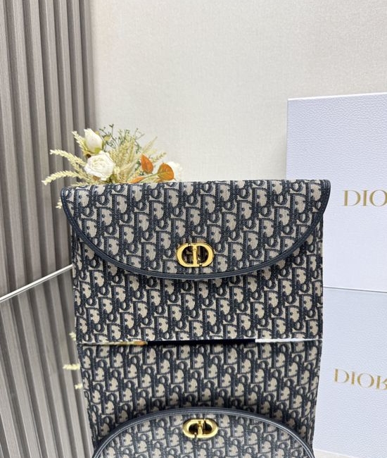 Christian Dior CD 30 Montaigne Avenue Flap Clutch