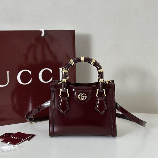 Gucci Red Leather Crossbody Bag 832936