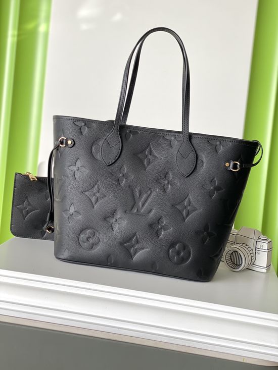 Louis Vuitton NEVERFULL Leather Tote M45685