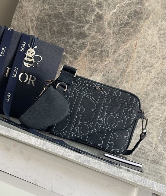 Christian Dior CD Saddle 3-in-1 Handbag 1ADPO276LGP_93376