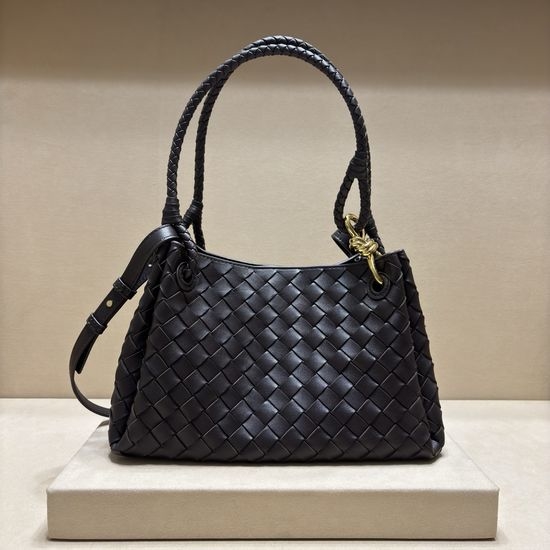 Bottega Veneta BV Parachuta Medium Leather Shoulder Bag 7284