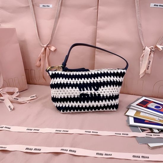 Miu Miu Woven Lunch Bag 5NE841