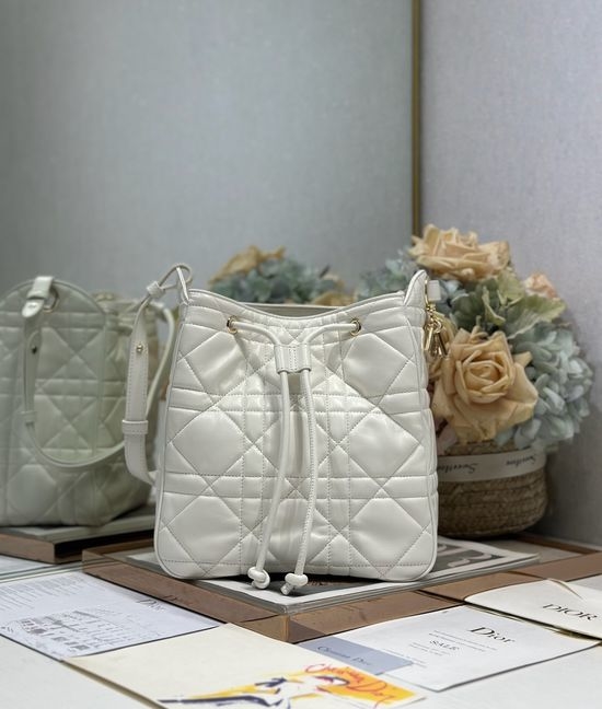 Christian Dior CD D-Motion White Medium Handbag 2852