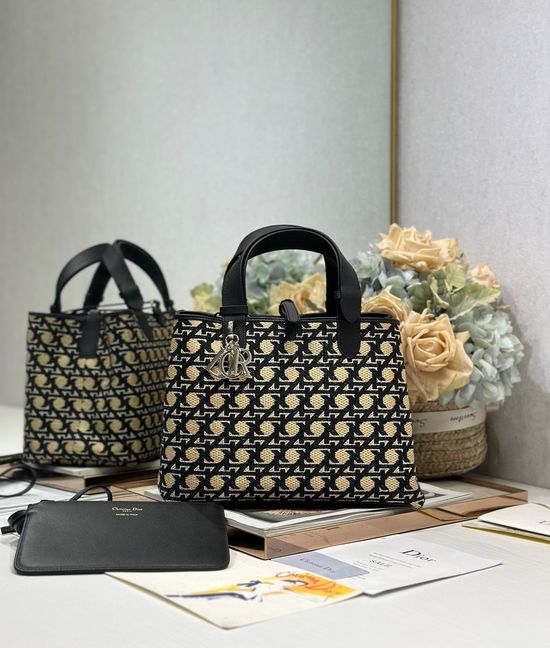 Christian Dior CD Toujours Quilted Leather Handbag 1188