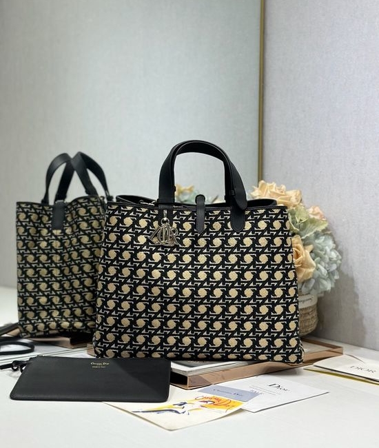 Christian Dior CD TOUJOURS Quilted Leather Large Handbag 1188