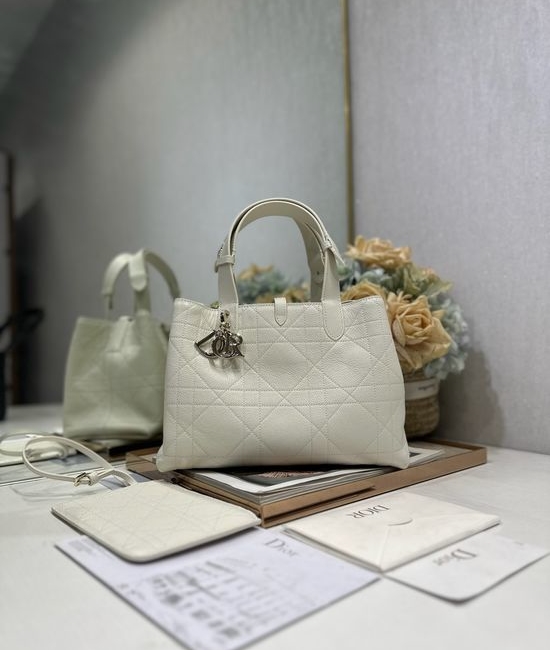 Christian Dior CD Toujours Grained Leather Handbag 1188