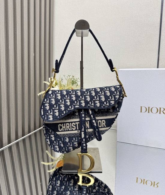 Christian Dior CD Saddle Bag Embroidery Canvas Handbag 0446