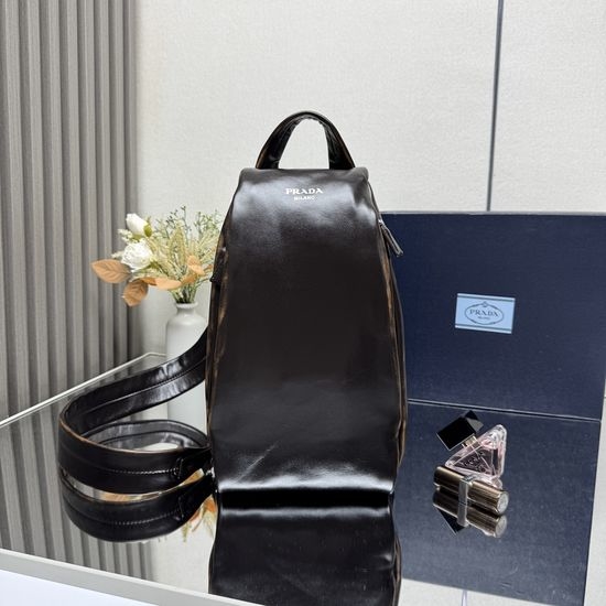 Prada Vintage Leather Sling Bag 2VZ114