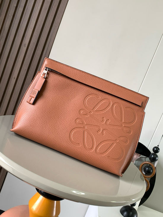 Loewe TT Pouch Grain Leather Clutch 9116