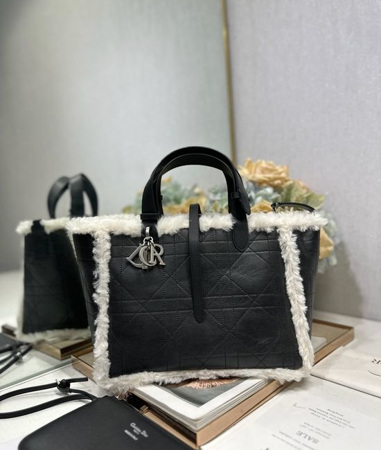 Christian Dior CD Toujours Cracked Leather Handbag 1188