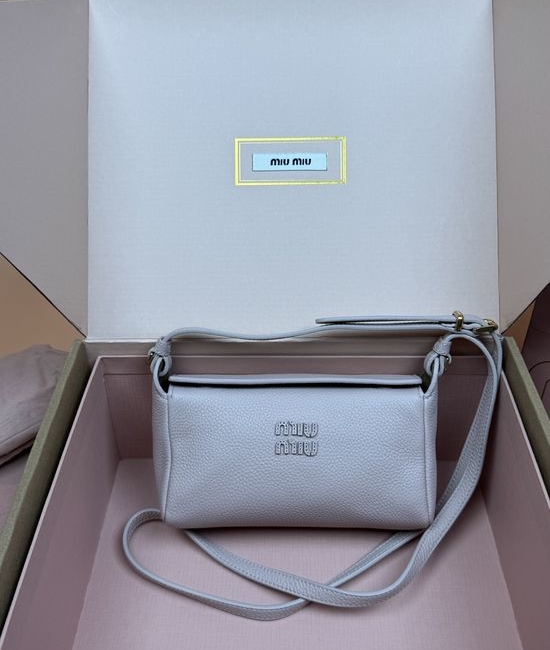 Miu Miu Isetan Limited Crossbody Bag 5BB462
