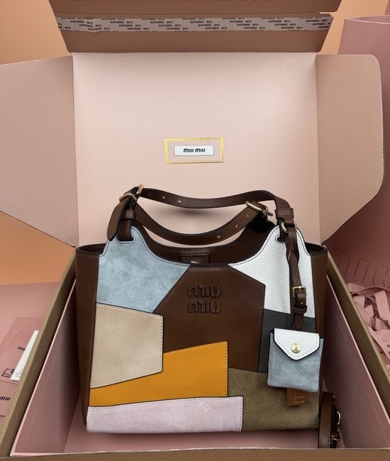Miu Miu Isetan Limited Basket Bag 5BB304