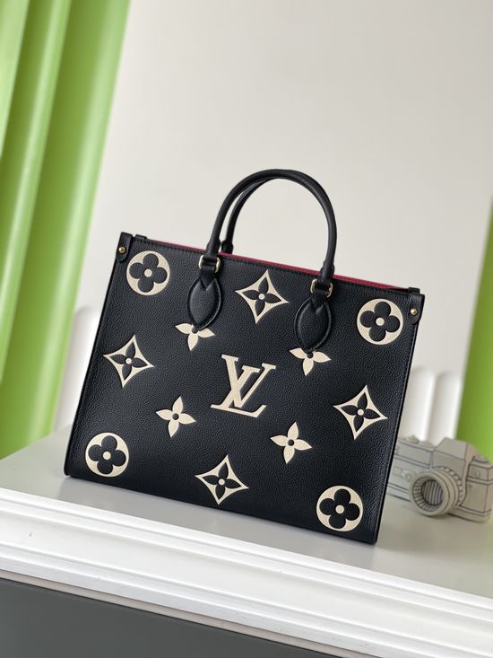 Louis Vuitton ONTHEGO Full Leather Square Bag M45495