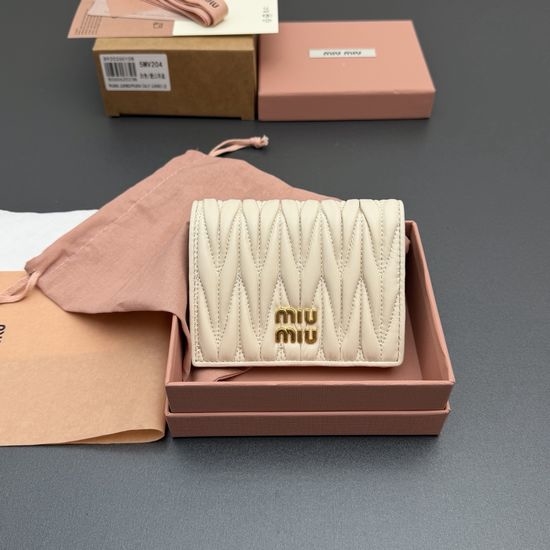 Miu Miu Matelasse Leather Small Wallet 5MV204