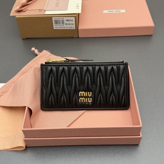 Miu Miu Matelasse Leather Zip Card Holder 5MB006