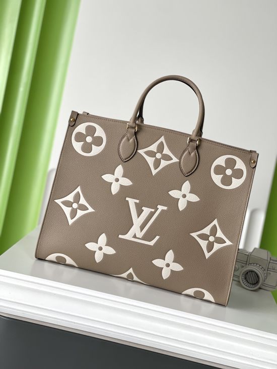 Louis Vuitton ONTHEGO Full Leather Tote Bag M44925