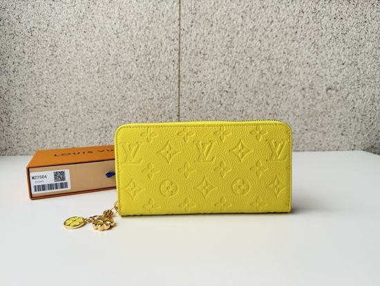 Louis Vuitton LV Zippy Wallet Monogram Leather Wallet M27504