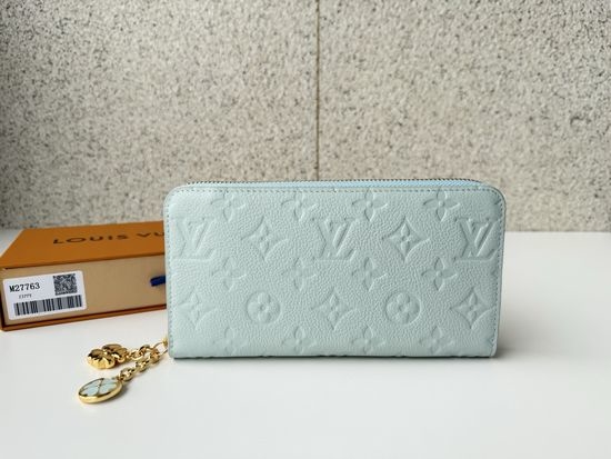 Louis Vuitton LV Zippy Wallet M27763