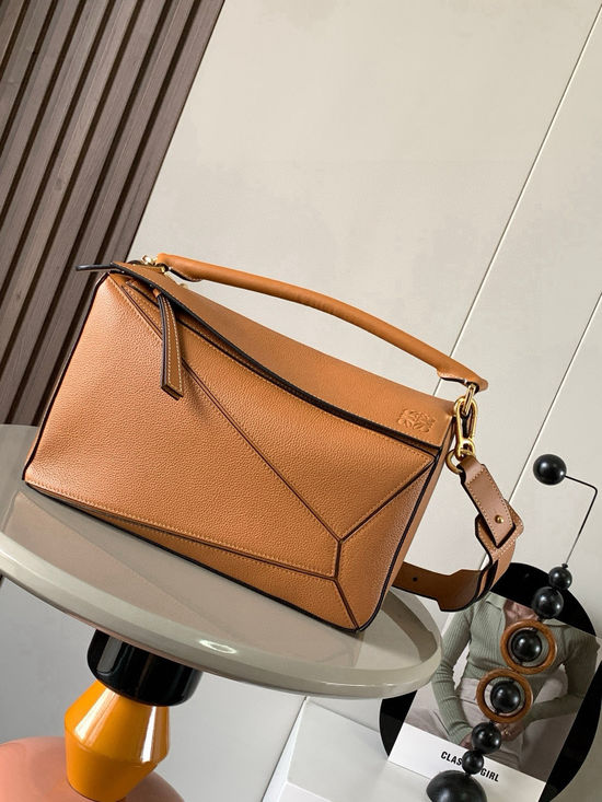 Loewe Puzzle Leather Handbag 9017