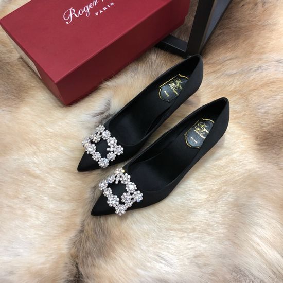 Roger Viver Silk Upper Shiny Sole Rhinestone Buckle Comfortable Heels