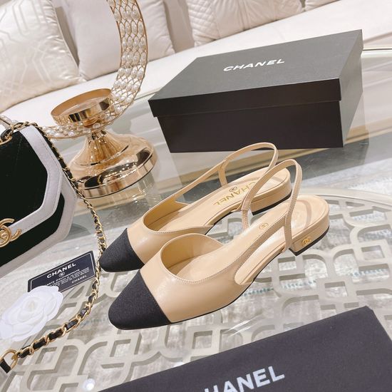 Chanel Colorblock Low Heel Peep Toe Sandals Elegant Style