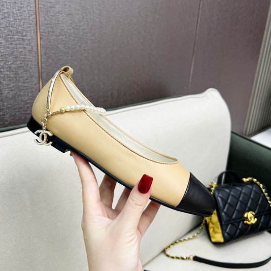 Chanel Elegant Ballet Flats With Floral Chain Decor