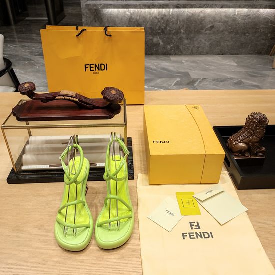 Fendi Premium Leather Upper Elegant Block Heel Fashion Sandals