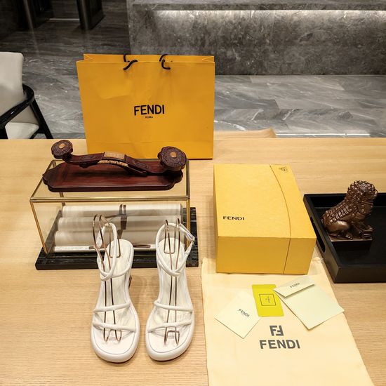 Fendi Premium Leather Upper Elegant Block Heel Fashion Sandals