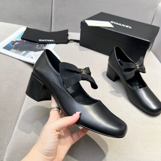 Chanel Bow Decorated Patent Leather Comfortable Mary Jane Shoes