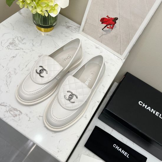 Chanel Elegant Flats Genuine Leather Upper Soft Sheepskin Lining