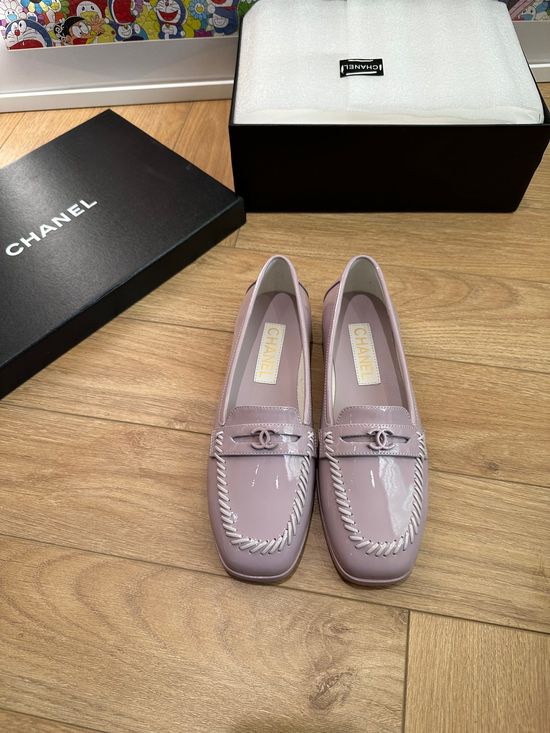 Chanel Classic Patent Leather Round Toe Loafers Durable Non Slip Sole