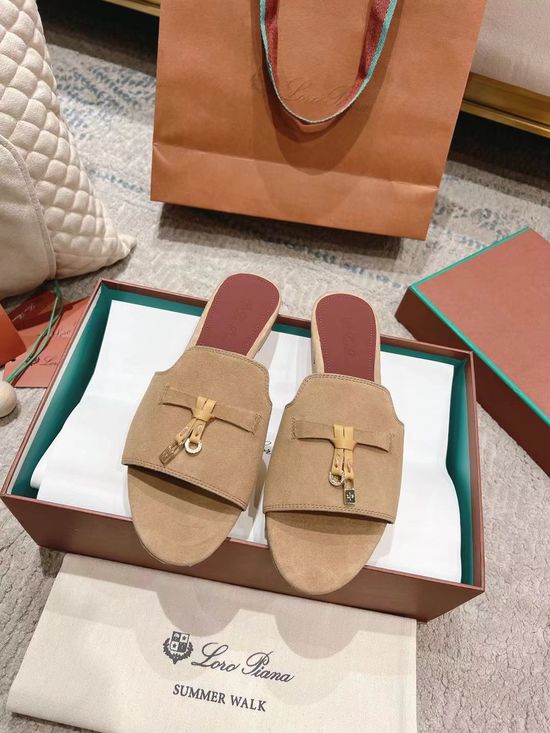 Loro Piana Comfortable Knitted Slippers with Soft Sheepskin Insole