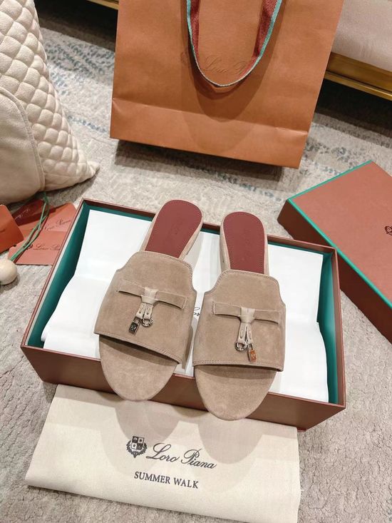 Loro Piana Comfortable Knitted Slippers with Soft Sheepskin Insole