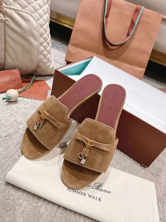 Loro Piana Comfortable Knitted Slippers with Soft Sheepskin Insole