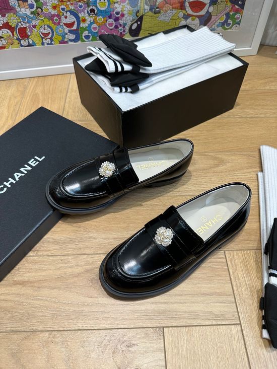 Chanel Round Toe Retro Leather Loafers With Metal Buckle