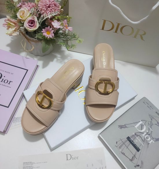 Christian Dior Hollow Out Flat Sandals Metal Decor Patent Leather Upper